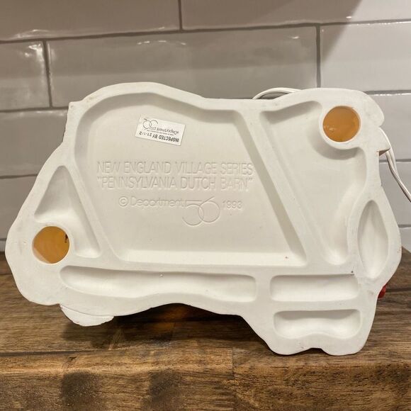 Department 56 Pennsylvania Dutch Barn New England Village #5648-0 Heritage - Picture 9 of 13